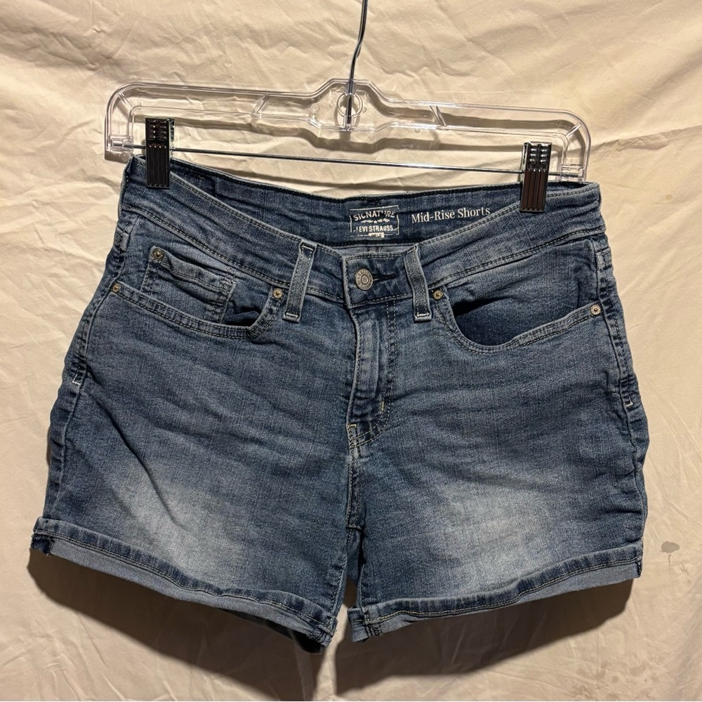 Signature by Levi Strauss Mid-Rise Denim Shorts - Light Blue Wash